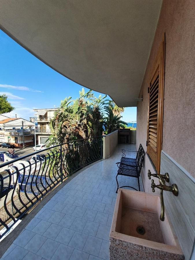 New Panorama Villa Riposto Bagian luar foto